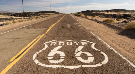 Découvrez la Route 66 historique lors d'un étonnant road trip en Arizona